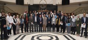 بدعم أكاديمية البحث العلمي.. جامعة العاصمة تسلّم عقود الفرق المحتضنة وتستعرض مشروعات طلابية مبتكرة ضمن برنامج “انطلاق”