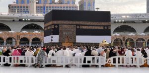 السعودية تعلن بدء وصول “ضيوف الرحمن” إلى المملكة لأداء فريضة الحج