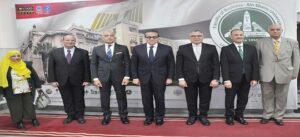 وزير الصحة يترأس مناقشة رسالة دكتوراه مهنية في «حوكمة الطوارئ» بكلية التجارة – جامعة عين شمس