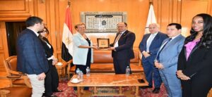 رئيس جامعة العاصمة يستقبل سفيرة الاتحاد الأوروبي لبحث فرص التعاون الأكاديمي