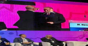 من قلب فلورنسا.. ميدالية “برنيني” الفخرية تُتوج مسيرة عالم مصري من طب قصر العيني جامعة القاهرة وسط احتفاء دولي بابتكارات جراحات الليزر