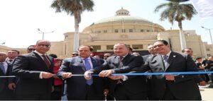 وزير التعليم العالي ومحافظ الجيزة ورئيس جامعة القاهرة يفتتحون ملتقى التوظيف والتدريب بالجامعة لعام 2026