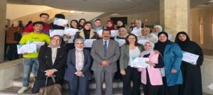 كلية التربية بجامعة العاصمة تنظم دورة تدريبية بعنوان .. “الدليل المتكامل لأخصائي التخاطب: من التقييم إلى التأهيل”