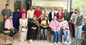 جامعة العاصمة تطلق قافلة تعليمية وتوعوية لجمعية حماية البيئة من التلوث بمدينة الوحدة بطرة الأسمنت بعنوان: “حِرَف تفتح باب رزق جديد”