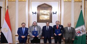 رئيس جامعة القاهرة يشهد توقيع بروتوكول تعاون مع الأكاديمية الوطنية لتكنولوجيا المعلومات للأشخاص ذوي الإعاقة