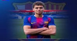 نادي برشلونة الإسباني يطلب تفعيل بند شراء “حمزة عبد الكريم” من الأهلي