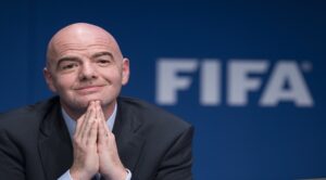 إنفانتينو يفاجئ العالم.. فيفا يدرس إقامة كأس العالم 2030 بمشاركة 64 منتخبًا