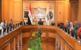 جامعة العاصمة تضع خطة للوصول إلى أفضل 200 جامعة عالميًا.. اجتماع موسع لتعزيز الجودة والتحول الرقمي