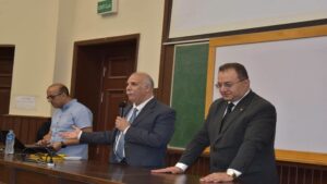 برعاية رئيس جامعة القاهرة.. عميد كلية الزراعة يفتتح الموسم الثقافي بانطلاق دورة “الذكاء الاصطناعي في الزراعة