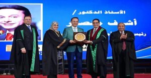 جامعة القاهرة تحتفي بمئوية كلية العلوم.. قرن من الريادة العلمية، ورئيس الجامعة يدشن الكتاب التذكاري والموقع الإلكتروني