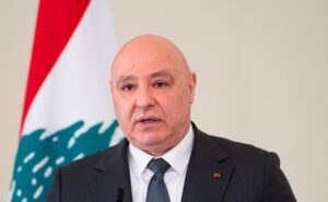 الرئيس اللبناني يبحث مع قائد الجيش تطورات الجنوب وخطة تنفيذ المناطق التجريبية