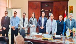 كلية الآداب بجامعة العاصمة واتحاد “بشبابها” يطلقان شراكة لدعم الطلاب وتمكين الشباب وخدمة المجتمع