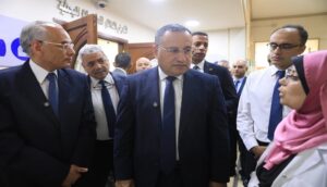 وزير التعليم العالي: نريد تحويل البحث العلمي من النشر الأكاديمي إلى الإنتاج.. ودعم الصناعة بالابتكارات المصرية