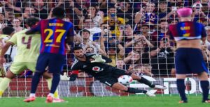 برشلونة يهزم الأهلي 2-1 ويتوج بكأس خوان جامبر.. وشوبير يتألق وزيزو يسجل