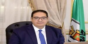 رئيس جامعة القاهرة يوجه بسرعة حسم مشكلة طالب كلية الصيدلة بما يحفظ حقوقه ومستقبله الدراسي