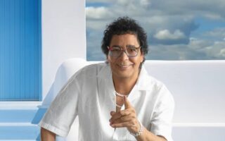 الكينج محمد منير يفاجئ جمهوره بطرح كليب «يسألوا عنك».. عودة جديدة بصوت أسطورة الغناء