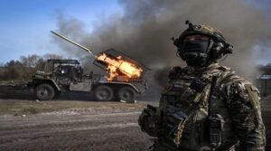 روسيا تسقط 61 مسيرة استهدفت موسكو ولينينجراد.. وأضرار قرب ميناء نفطي