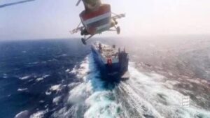 واشنطن تحذر الحوثيين من إشعال المنطقة.. تهديد الملاحة يكشف تصعيدًا خطيرًا وتعاونًا متزايدًا مع إيران