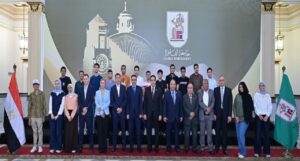 جامعة القاهرة تحتفي بأوائل الثانوية العامة وتضع أمامهم خريطة التفوق والنجاح في المرحلة الجامعية