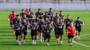 الأهلي يغلق الباب أمام عروض الاحتراف.. قرار حاسم للحفاظ على نجوم الفريق قبل الموسم الجديد