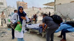 إصابة عدد من الفلسطينيين في قصف إسرائيلي على مخيم الشاطئ غرب مدينة غزة