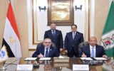 جامعة القاهرة والتأمين الصحي الشامل يوقعان بروتوكولًا لإتاحة خدمات «أبو الريش الياباني» للمنتفعين