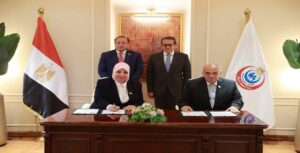 وزير الصحة يشهد توقيع بروتوكول تعاون لتعزيز توطين صناعة الدواء وتحقيق الأمن الدوائي