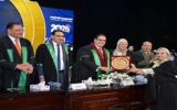 جامعة القاهرة تحتفي بتخريج دفعة 2026 من كلية الإعلام.. ورئيس الجامعة يكرم أساتذة الكلية الحاصلين على جوائز الدولة والجامعة والخريجين